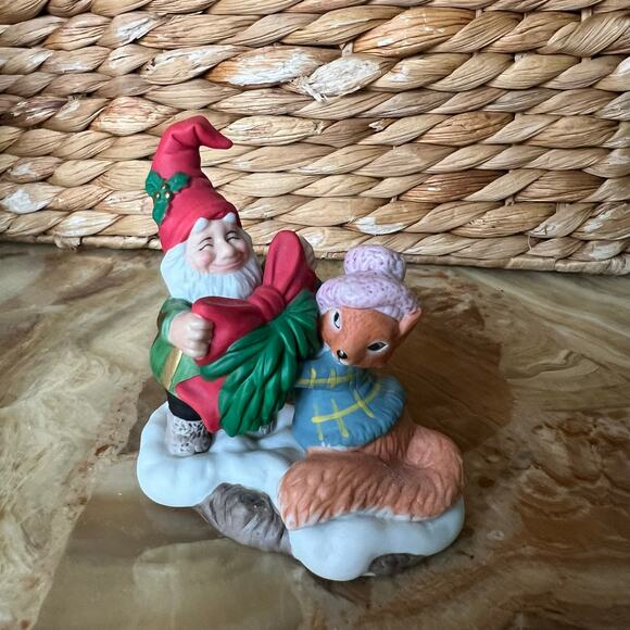 Fitz and Floyd Enchanted Forest Holiday Hamlet “Tying the Christmas Garland” - Picture 1 of 4